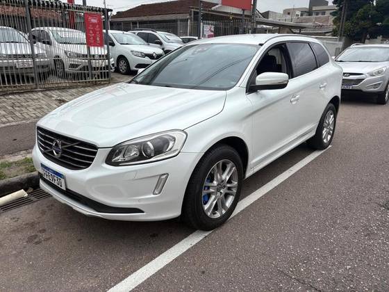 VOLVO XC60 2.0 T5 DYNAMIC FWD TURBO GASOLINA 4P AUTOMÁTICO